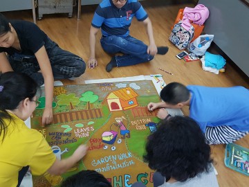 อาสาสร้างสื่อการเรียนรู้บนผืนผ้า 13 ต.ค. 62 Volunteer to Create Learning Material on Canvas – in Thailand Oct, 13 ,19 ณ ห้องสุจิตรา ชั้น 4 อาคารมูลนิธิอาสมัครเพื่อสังคม @ 4th Fl., TVS Bldg.